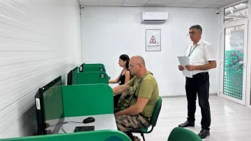 Теорія за кермом: в Україні переглянули тестові завдання з правил дорожнього руху