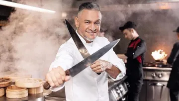 «Це не просто професія – це покликання»: Ектор Хіменес-Браво привітав колег з днем кухара
