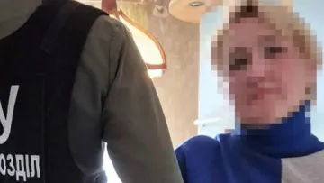 «Зливала» фсб персональні дані військових: в Одесі затримали працівницю банку – що загрожує зрадниці