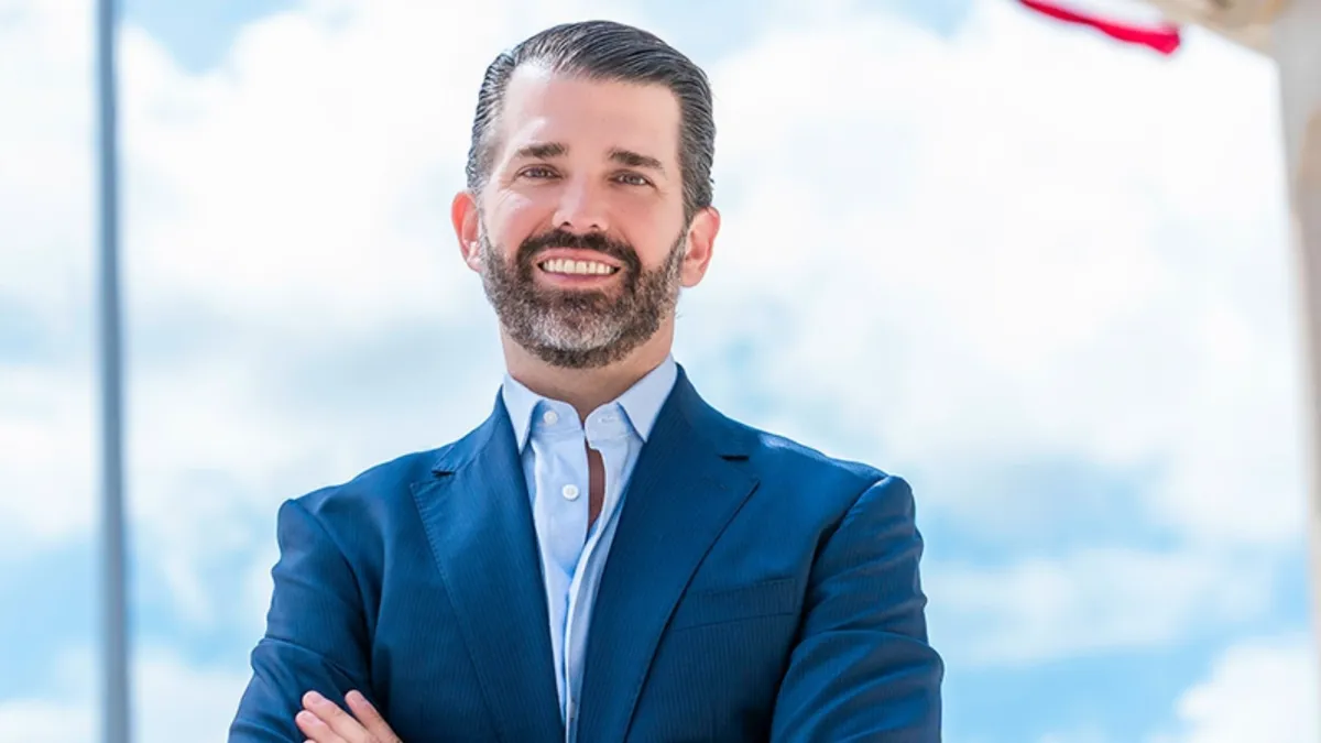 Син Трампа обрушився з критикою на Україну: «США більше не буде ідіотом з чековою книжкою»